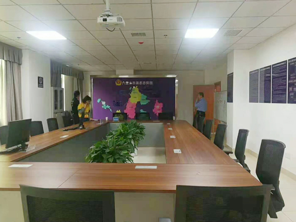 貴州六盤(pán)水49寸3.5MM3X4矩陣